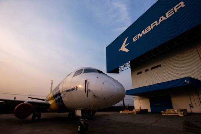  Negociações com a Embraer avançam, diz CEO da Boeing - 